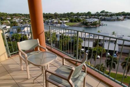 Cullen Bay Resorts - 84