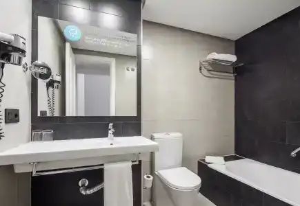 Ilunion Suites Madrid - 7