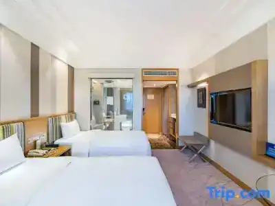 Grand Skylight Catic - 64