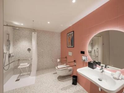 Hampton By Hilton Alicante Airport - 5