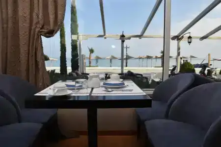 Dionisos - 9