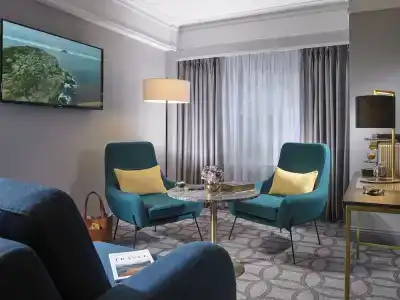 The Davenport - 45