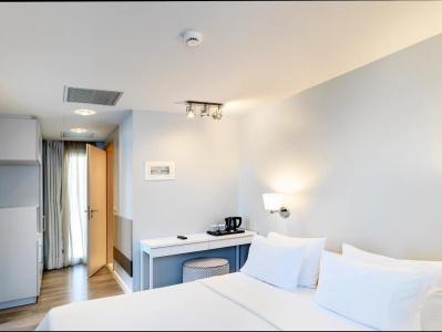 Phidias Piraeus - 18