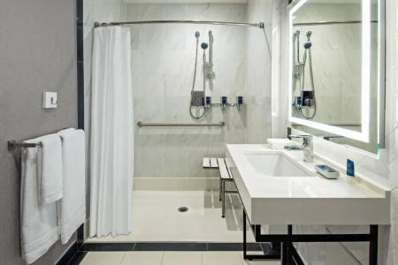 Four Points by Sheraton Manhattan Midtown West - 30