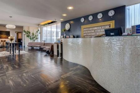 Best Western Plus Farnese - 37