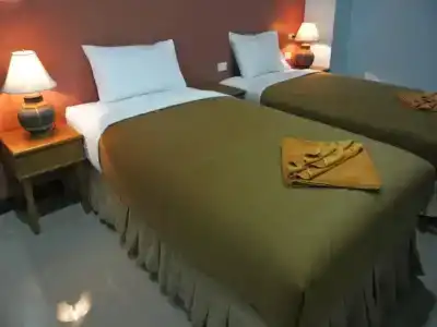 Silla Patong Hostel - 21