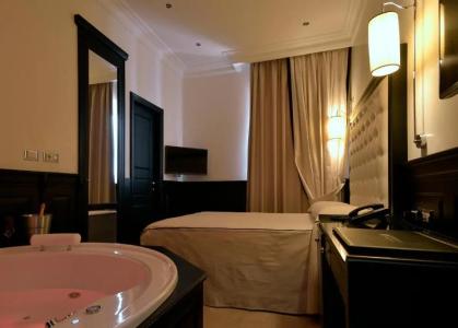 Vaticano Royal Suite Guest House - 54
