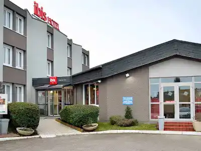 ibis Calais Car Ferry - 0