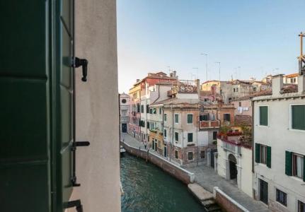 Liassidi Wellness Suites - 32