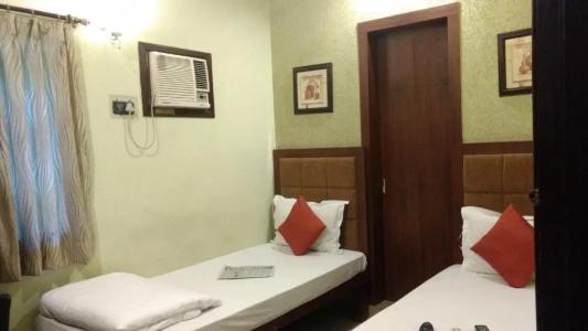 Bhammar's Inn - a Pure Veg - 70