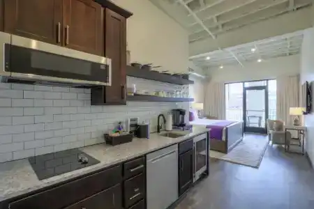 Studio 154 Luxury - 21
