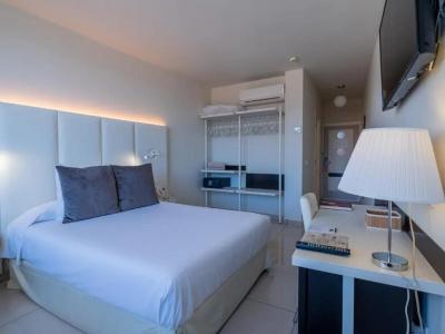 Ons Oceanfront - 43