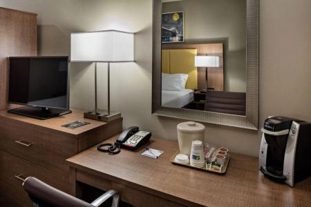Holiday Inn Express Brooklyn, An Ihg - 24