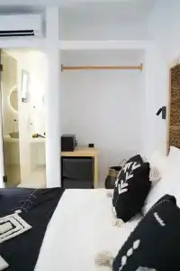 King's Suites - 61