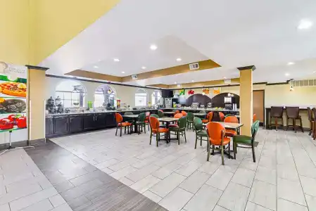 Quality Inn & Suites - 22