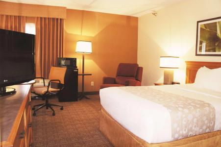 La Quinta Inn by Wyndham North - 4
