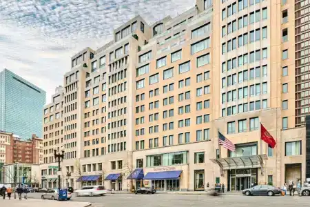 Mandarin Oriental Boston - 37