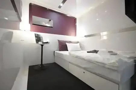 First Cabin Midosuji Namba - 6