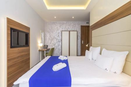 Privilege Suites by Central Park - 2