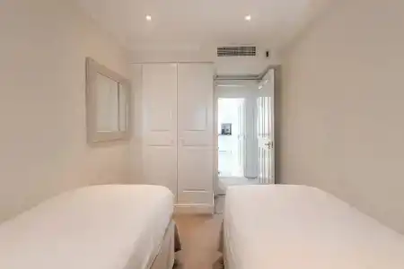 Manson Place - 187