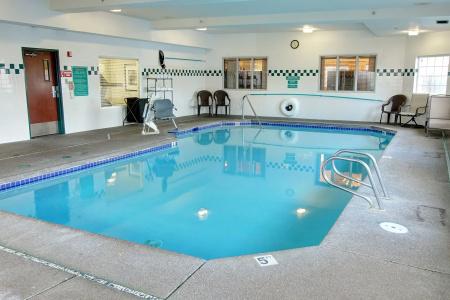 Phoenix Inn Suites - - 10