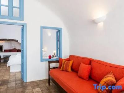 Pantelia Suites - 128