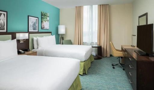 DoubleTree by Hilton Miami Doral - 30