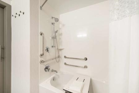 Hampton Inn & Suites Miami Wynwood Design District, Fl - 8