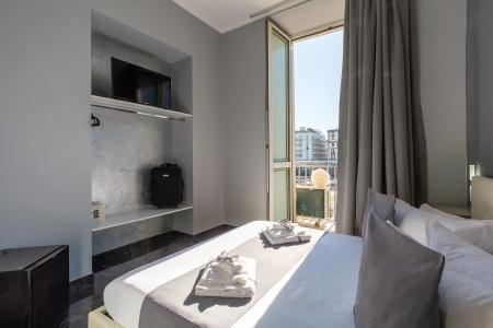 Bella Napoli Suites - 10