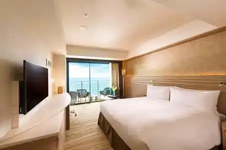 DoubleTree by Hilton Okinawa Chatan Resort - 61