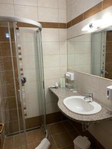 Lugas Wellness - 22