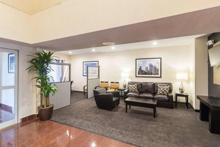 Quality Inn & Suites West Chase - 11