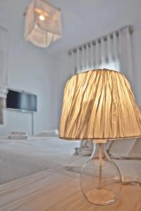 White Tinos Luxury Suites - 41