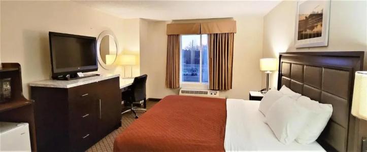 Home Inn & Suites - 18