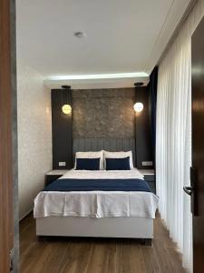 The Halcyon Rooms & Suites - 34
