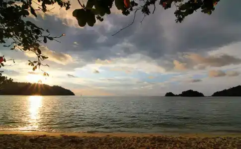 Puteri Bayu Beach - 12