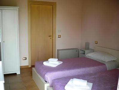 Insolent Inn - 20