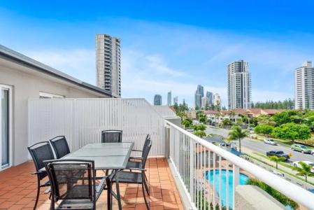 Markham Court - 66