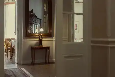 Tourist - 16