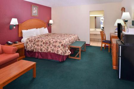 Americas Best Value Inn East - 44