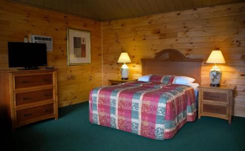 Lake Crest Inn - 60