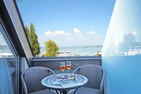 Schiff am See - 60