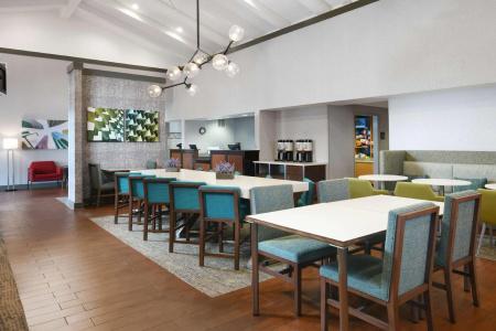 Hampton Inn & Suites Houston-Medical Center-Nrg Park - 17