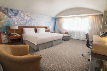 Courtyard by Marriott Revolucion - 80