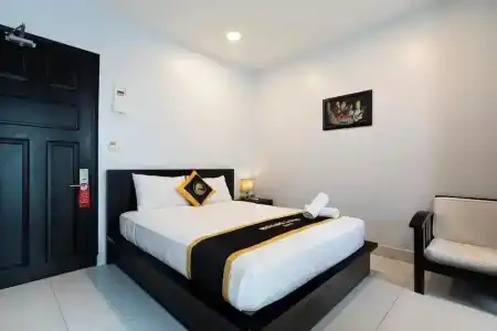 Hoang Long - 42