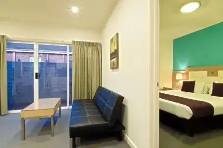 Brighton Serviced - 39