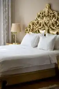 Royal Residence - 262
