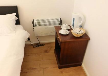 Iway Inn - 2