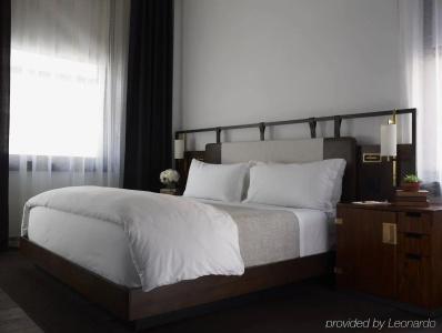 Refinery - New York - 3