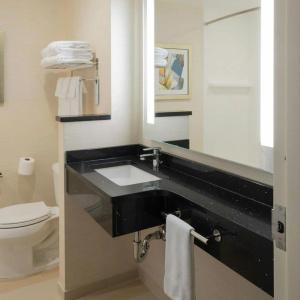 Fairfield Inn & Suites by Marriott New York/Fresh Meadows - 9